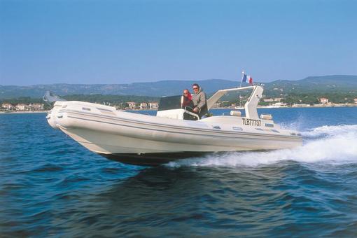 photo essai bateau pneumatique : 26 Offshore IB Solemar