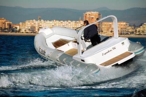 photo essai bateau pneumatique : 650 IB Espadon