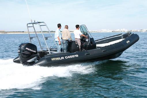 photo essai bateau pneumatique : 765 Silverline Sillinger