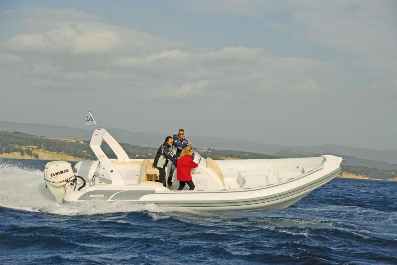 photo essai bateau pneumatique : 780 Open FB Master