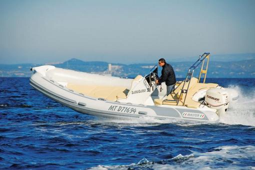 photo essai bateau pneumatique : 660 Open  Master