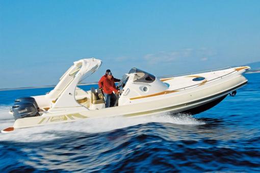 photo essai bateau pneumatique : Wide 950 Joker Boat