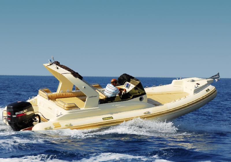 photo essai bateau pneumatique : 23 Offshore Solemar