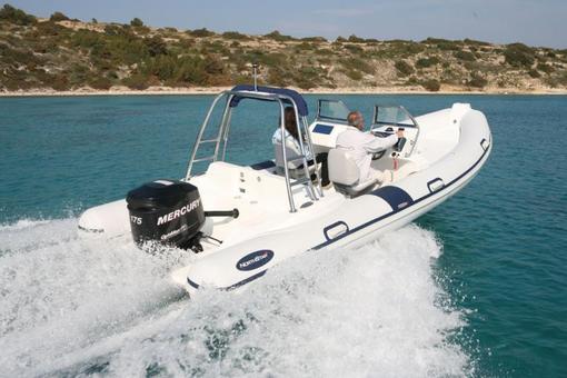 photo essai bateau pneumatique : 700 RX Northstar