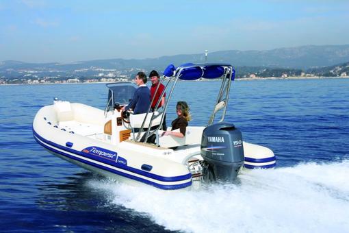 photo essai bateau pneumatique : Tempest 626 Ivory Capelli