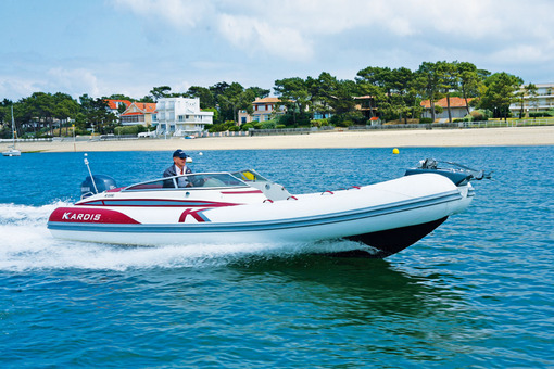 photo essai bateau pneumatique : K6 Bahia Kardis