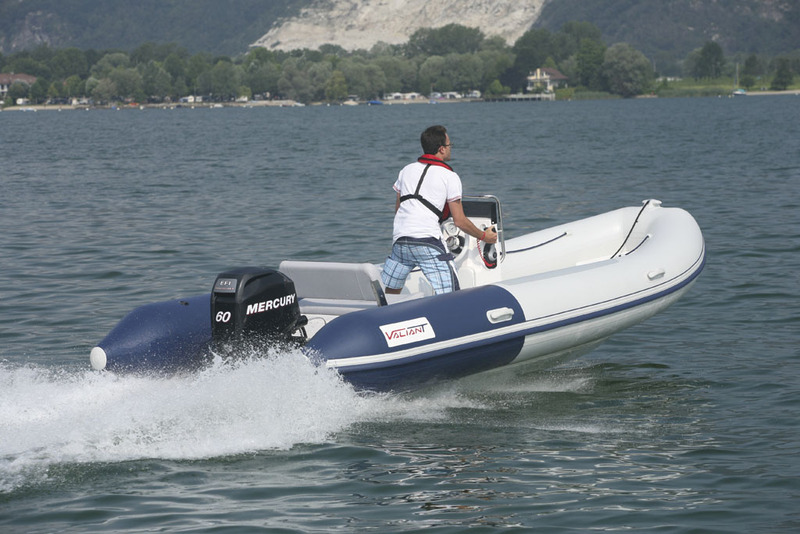 photo essai bateau pneumatique : 540 Sport Valiant