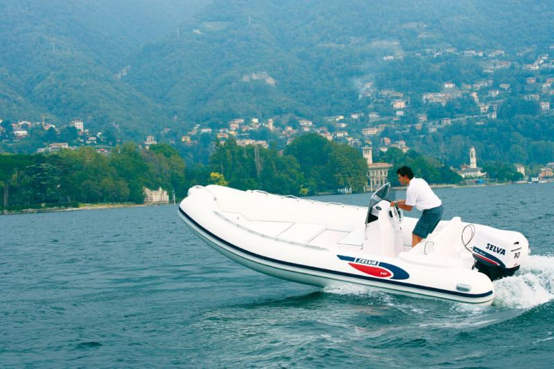 photo essai bateau pneumatique : D-540 Evolution Line Selva