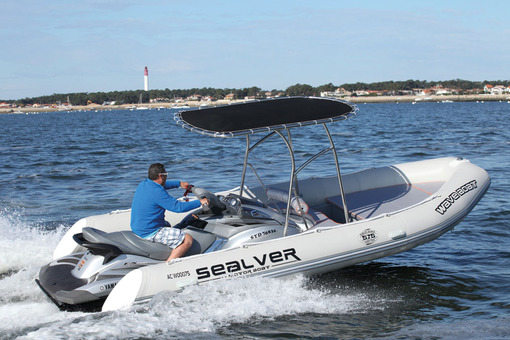 photo essai bateau pneumatique : Wave Boat 575 RIB Sealver Boat