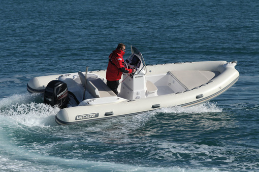 photo essai bateau pneumatique : 580 Classic Valiant