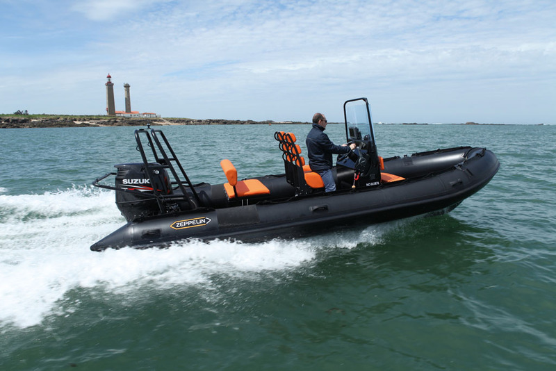 photo essai bateau pneumatique : Commander 640 Raid Zeppelin