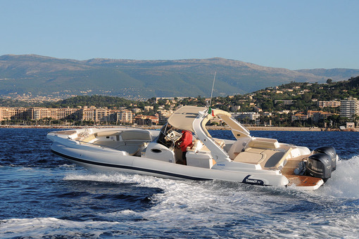 photo essai bateau pneumatique : 34' FB Marlin