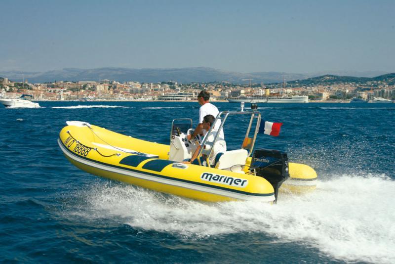 photo essai bateau pneumatique : 480 CVR Mariner