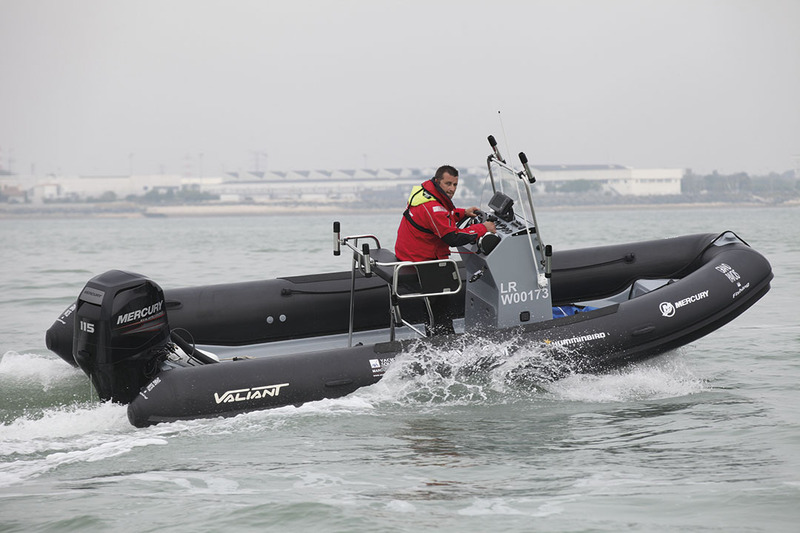 photo essai bateau pneumatique : 580 Sport Fishing Valiant