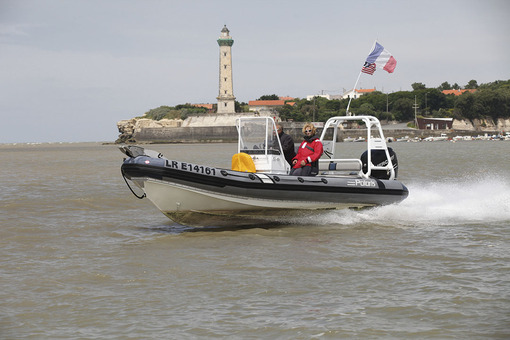 photo essai bateau pneumatique : Neptune 21,6 (6.50 ) Polaris