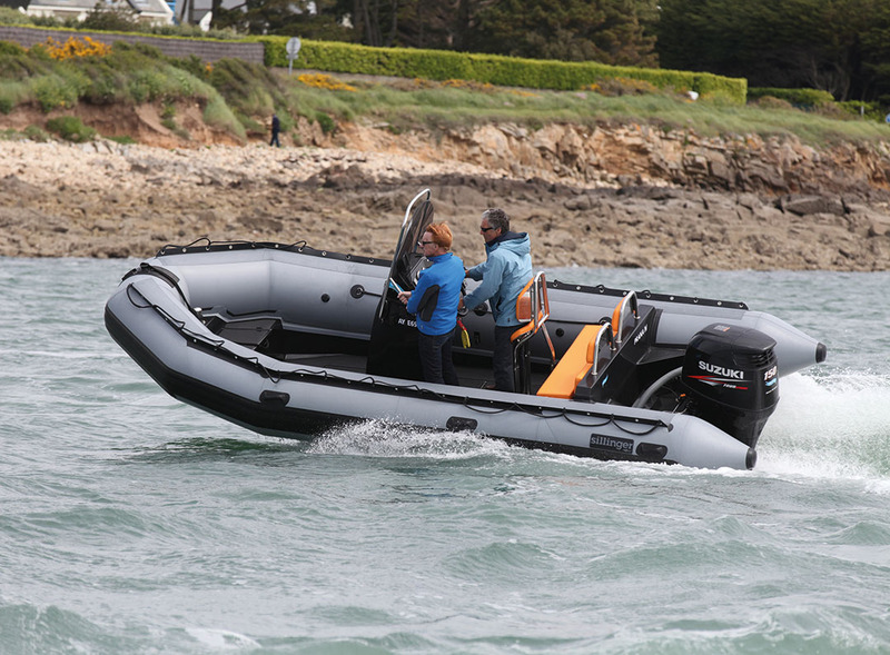 photo essai bateau pneumatique : 580 Proraid Sillinger