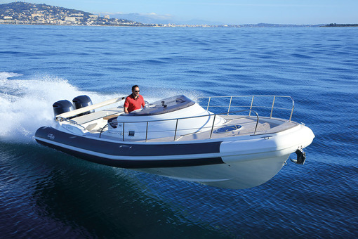 photo essai bateau pneumatique : Prince 35 SC FB Nuova Jolly