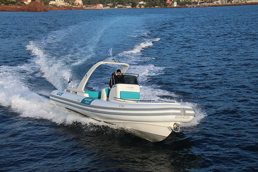 photo essai bateau pneumatique : W9i Wimbi Boats