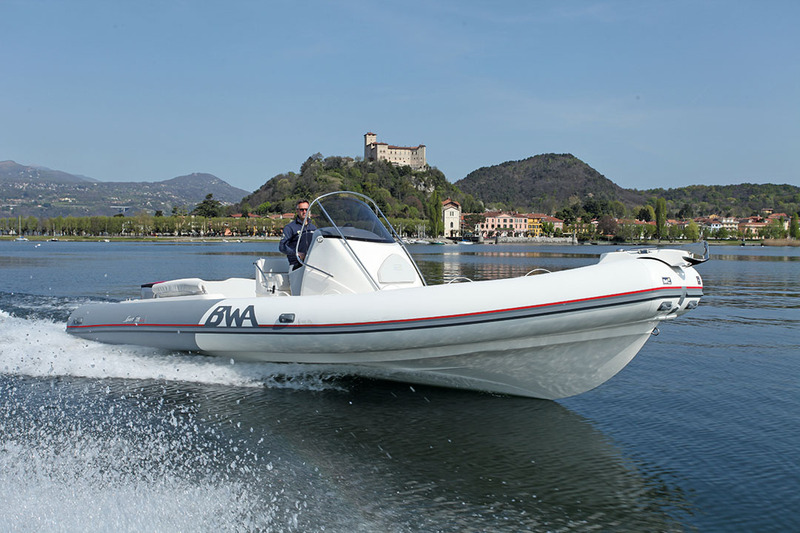 photo essai bateau pneumatique : Sport 28 GT1 C BWA