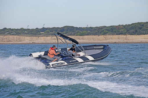 photo essai bateau pneumatique : Wave Boat 626 RIB Sealver Boat