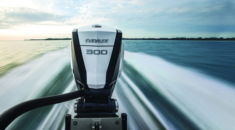 photo essai bateau pneumatique : Essai: EVINRUDE  G2 200 HO