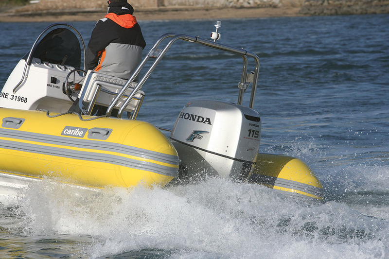 photo essai bateau pneumatique : Essai: HONDA BF 115