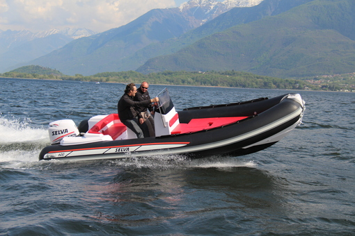 photo essai bateau pneumatique : D-600 Evolution Line Selva