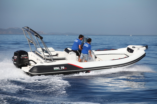 photo essai bateau pneumatique : 70 Sport BSC