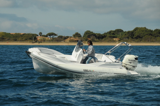 photo essai bateau pneumatique : 59 SL Zar