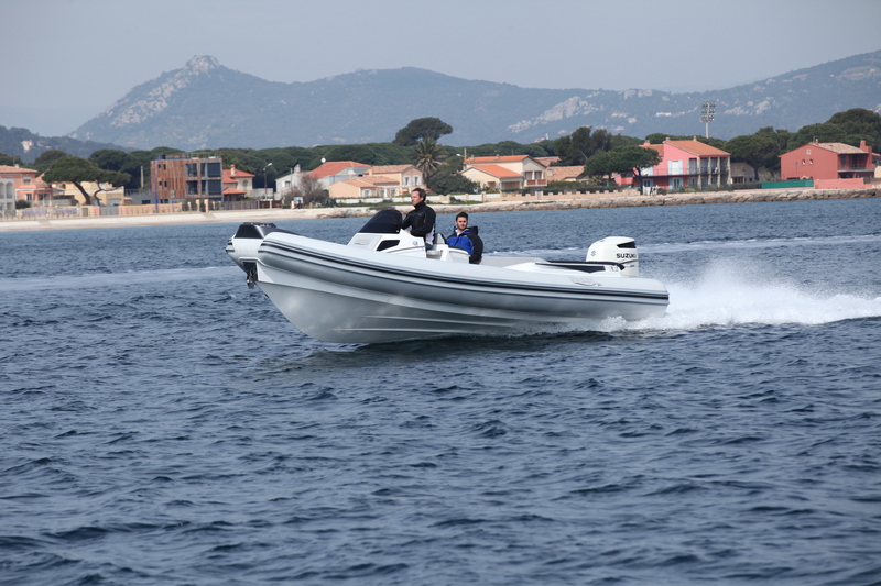 photo essai bateau pneumatique : 26 Noah