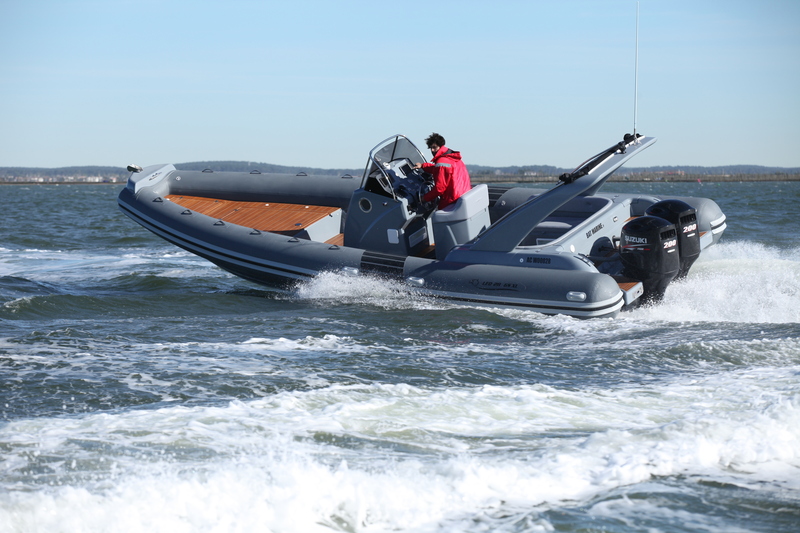 photo essai bateau pneumatique : 28' GS XL Nautica Led