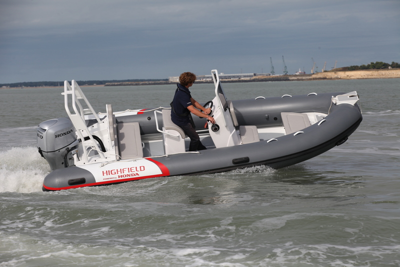 photo essai bateau pneumatique : Ocean Master 540 DL Highfield