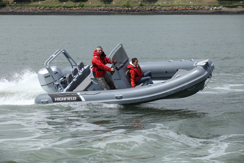 photo essai bateau pneumatique : Ocean Master 590 DL Highfield