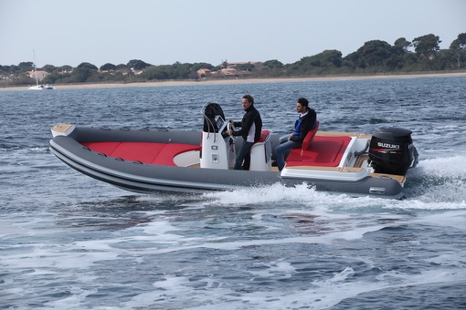 photo essai bateau pneumatique : 23 Noah