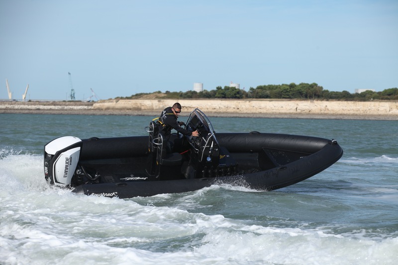 photo essai bateau pneumatique : 636 Leisure Roughneck