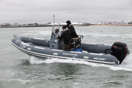 photo essai bateau pneumatique : 630 Sport Fishing Valiant