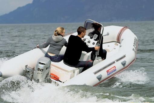 photo essai bateau pneumatique : HD 450 Narwhal