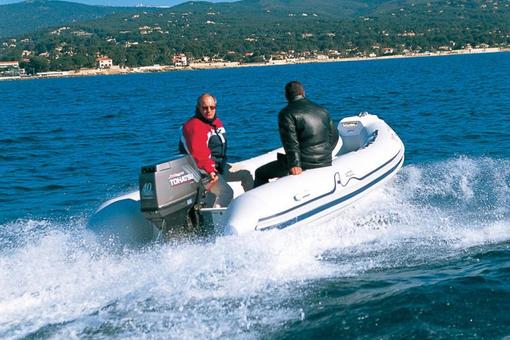 photo essai bateau pneumatique : Sea Pioneer 400 Arimar