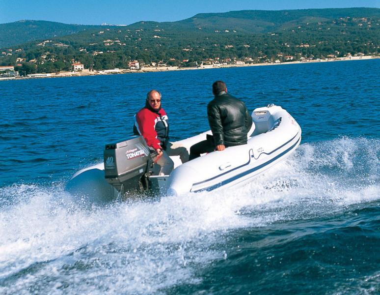 photo essai bateau pneumatique : Sea Pioneer 400 Arimar