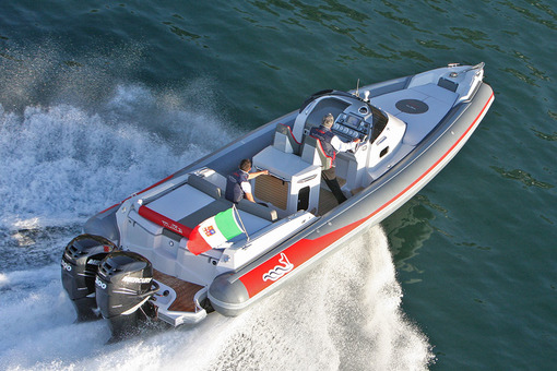 photo essai bateau pneumatique : Mito 31 MV Marine