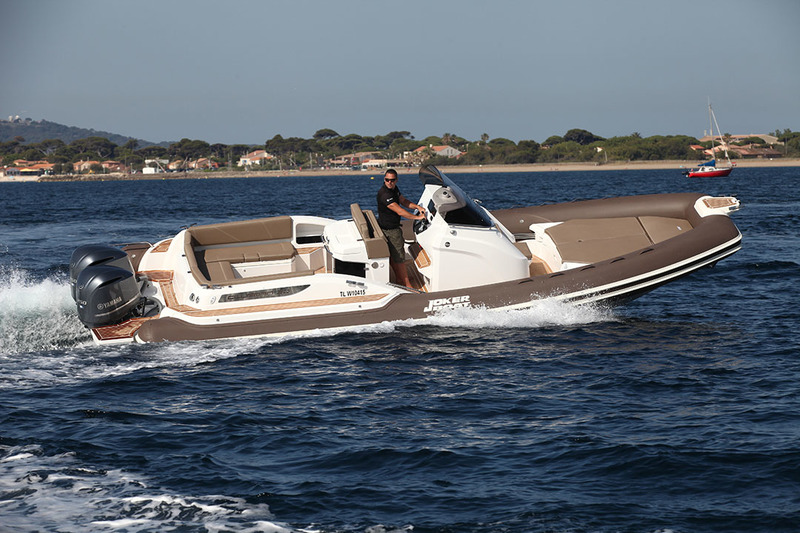 photo essai bateau pneumatique : Clubman 30 Joker Boat