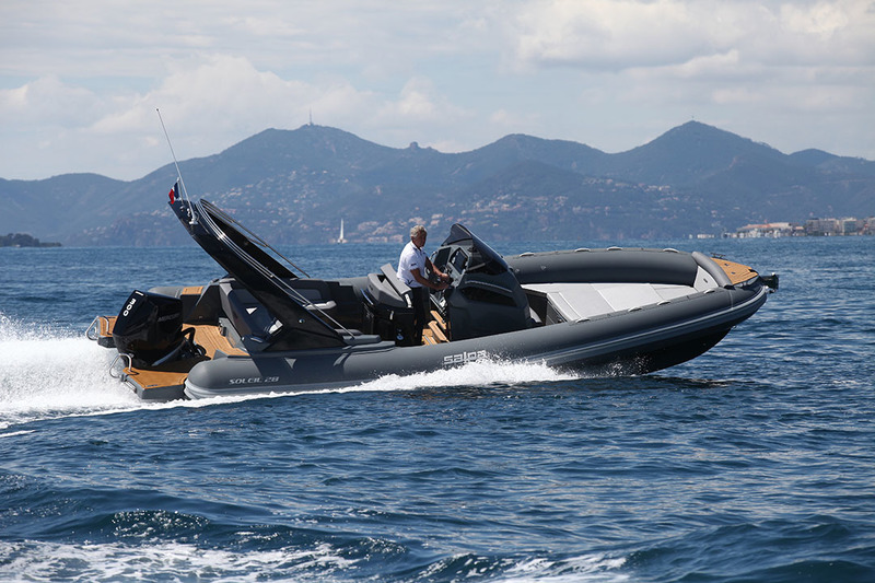 photo essai bateau pneumatique : Soleil 28 Salpa