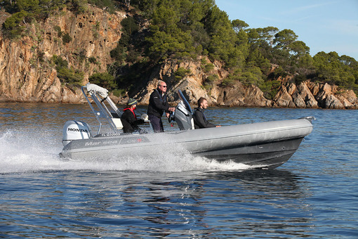 photo essai bateau pneumatique : Elite 18 Mar.sea