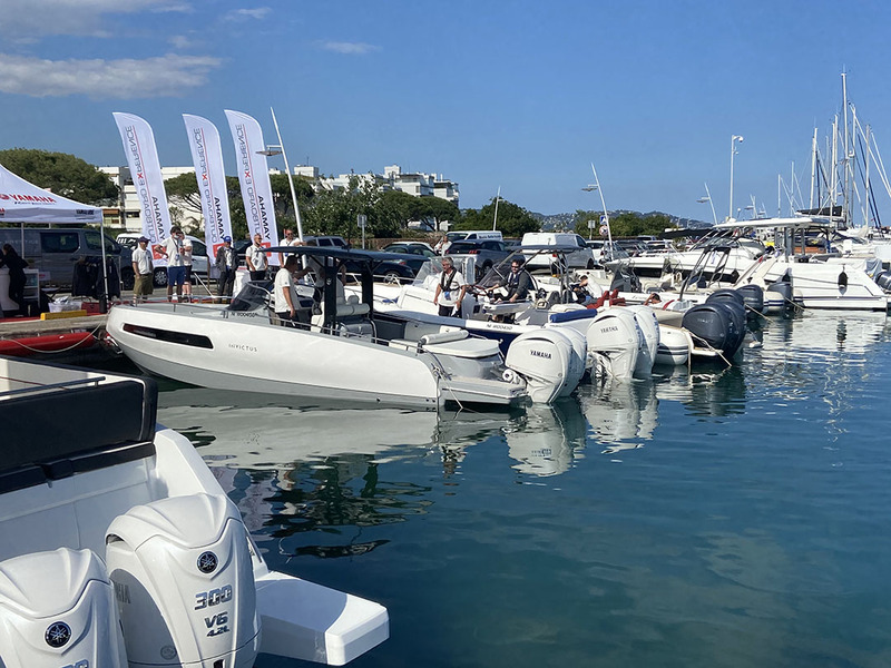 photo essai bateau pneumatique : Essai: YAMAHA F225 NSBX/F250 NSBX/F300 NSBX 