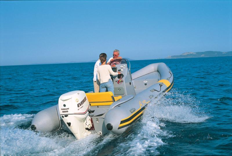 photo essai bateau pneumatique : Scuba 690  Arimar