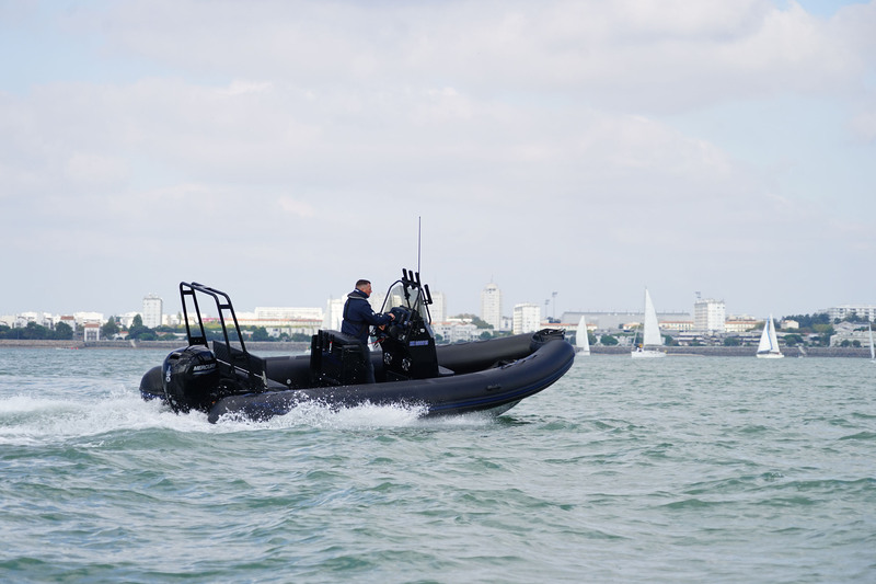 photo essai bateau pneumatique : Fishing 21 EVOK