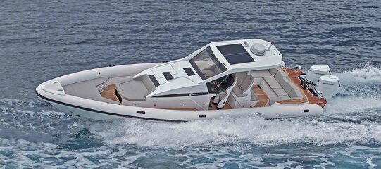 photo essai bateau pneumatique : Venom 40 SC RIBCO