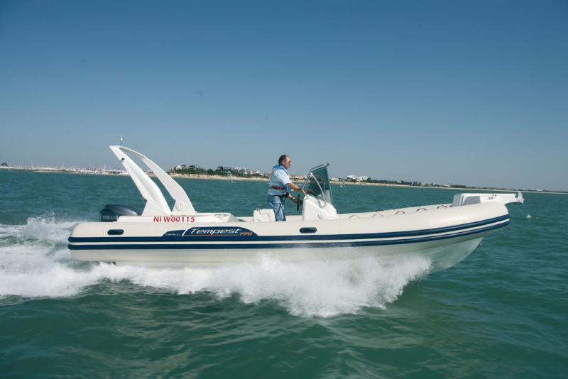 photo Capelli Tempest 770 Open