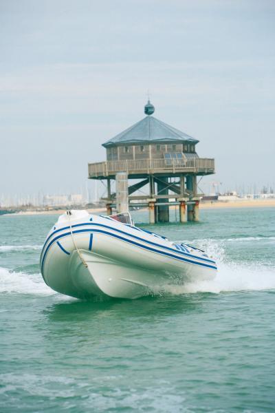 photo Lodestar RIB 520 CONSOLE