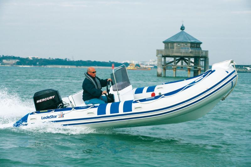 photo Lodestar RIB 520 CONSOLE